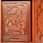 شاهنامه بسیار نفیس، جلد و صندوق چرم ، گلاسه