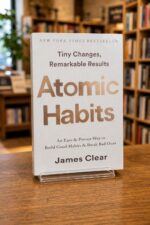 Atomic Habits by James Clear, sealed English edition | عکس اصلی نسخه انگلیسی عادت‌های اتمی