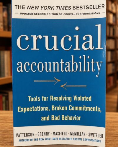 Crucial Accountability Second Edition, front cover | جلد جلو کتاب پاسخ‌گویی حیاتی ویرایش دوم